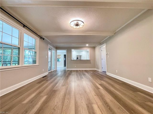 5345 Lake Lawson RD, Virginia Beach, VA 23455
