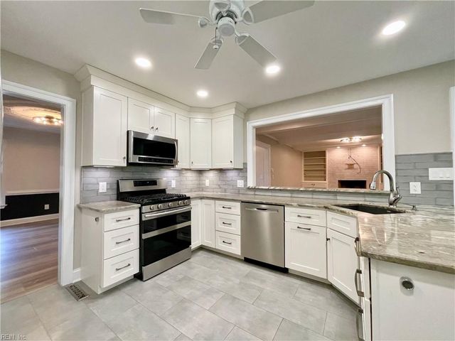 5345 Lake Lawson RD, Virginia Beach, VA 23455