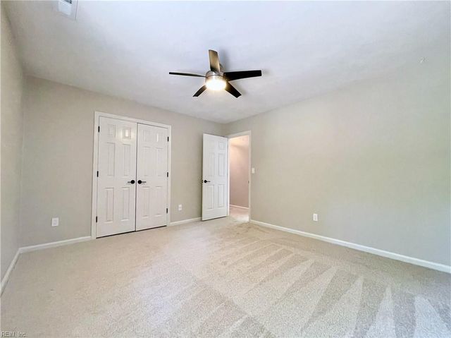 5345 Lake Lawson RD, Virginia Beach, VA 23455