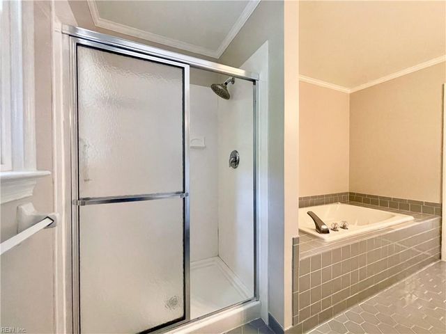 5345 Lake Lawson RD, Virginia Beach, VA 23455