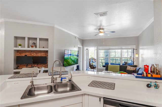3605 CONROY ROAD 535, Orlando, FL 32839