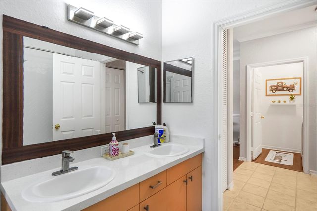 3605 CONROY ROAD 535, Orlando, FL 32839