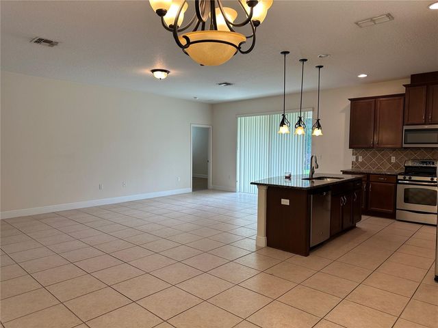 8112 RED CROSSBILL STREET, Winter Garden, FL 34787