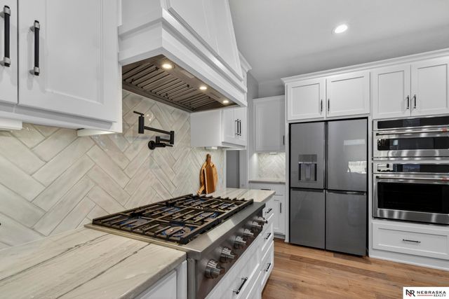 11503 S 115th Street, Papillion, NE 68046