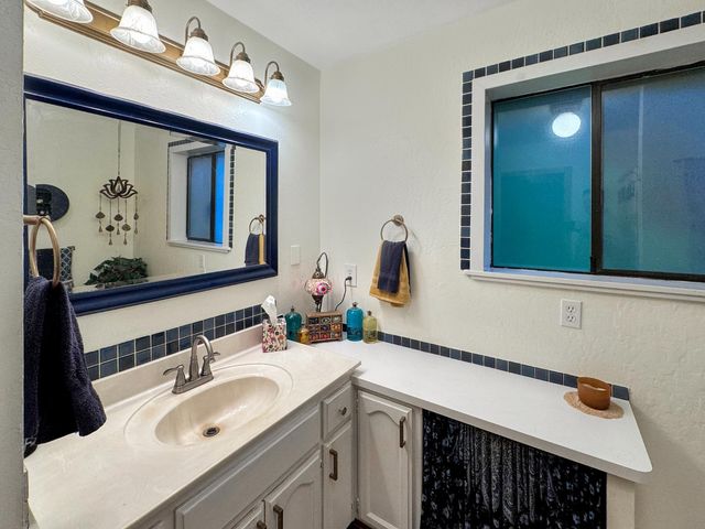 9726 Ruff Hill Trl, Brownsville, CA 95919