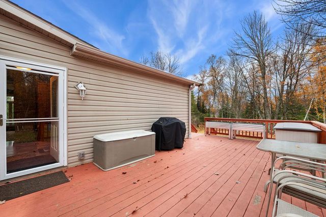 5251 Grabert Road, Fredenberg Twp, MN 55803