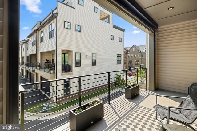 22244 PHILANTHROPIC DR, Ashburn, VA 20148
