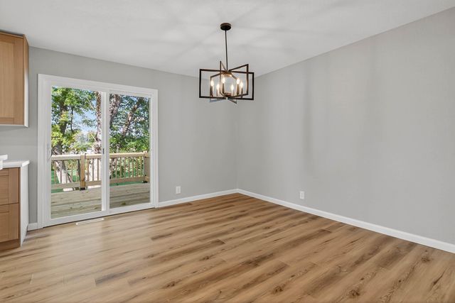 305 2nd Street, Grundy Center, IA 50638