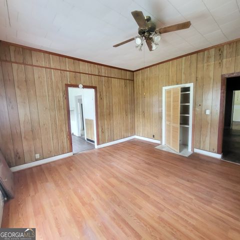 609 S 11TH Avenue, Lanett, AL 36863