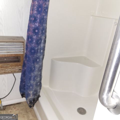 609 S 11TH Avenue, Lanett, AL 36863