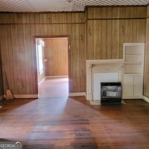 609 S 11TH Avenue, Lanett, AL 36863