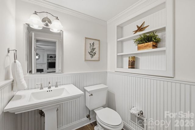 3635 Severn Avenue, Charlotte, NC 28210