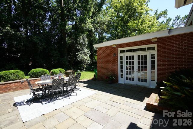 3635 Severn Avenue, Charlotte, NC 28210