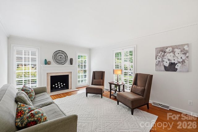 3635 Severn Avenue, Charlotte, NC 28210