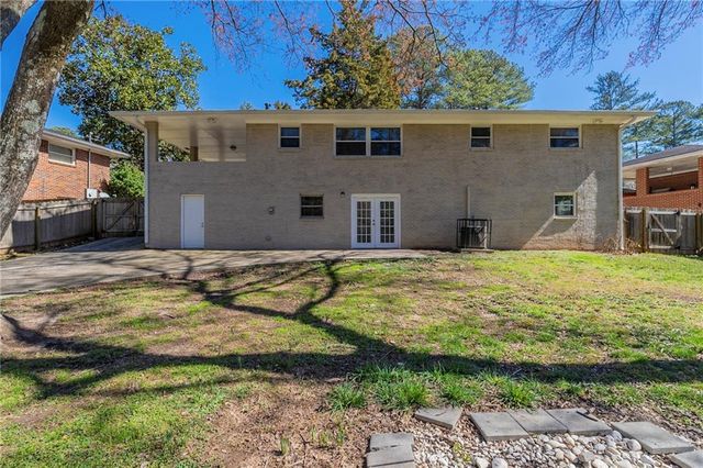 2167 Kilarney Road, Decatur, GA 30032