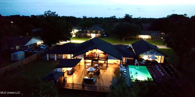 416 Woodland Park Drive, Biloxi, MS 39531