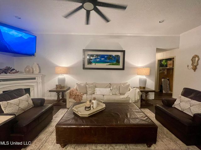 416 Woodland Park Drive, Biloxi, MS 39531