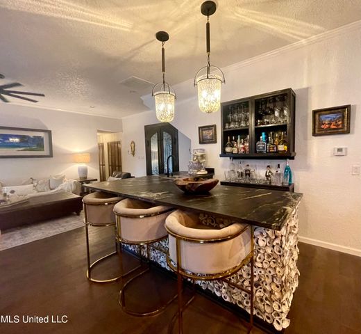 416 Woodland Park Drive, Biloxi, MS 39531