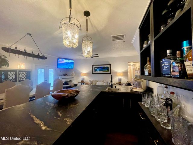 416 Woodland Park Drive, Biloxi, MS 39531