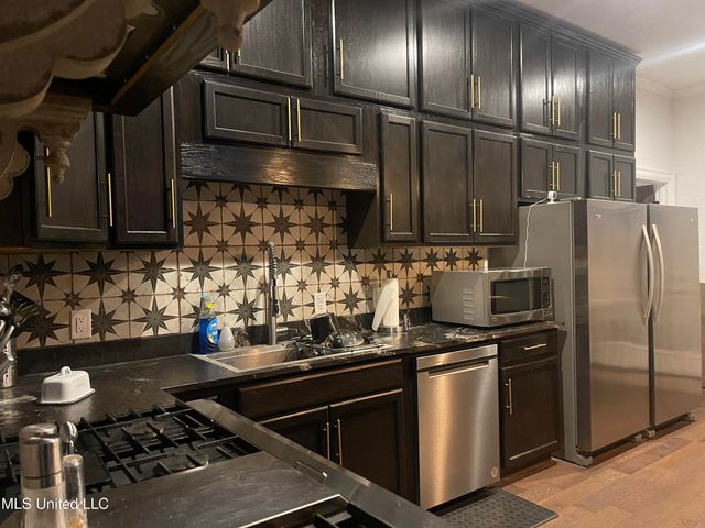 416 Woodland Park Drive, Biloxi, MS 39531