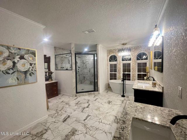 416 Woodland Park Drive, Biloxi, MS 39531