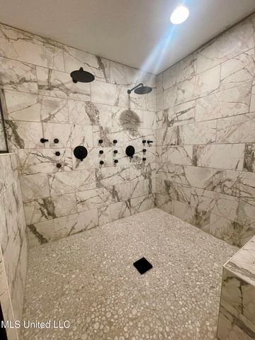 416 Woodland Park Drive, Biloxi, MS 39531