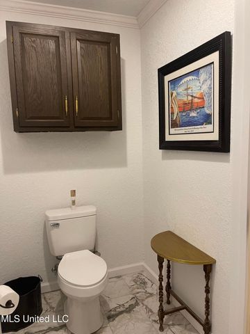 416 Woodland Park Drive, Biloxi, MS 39531