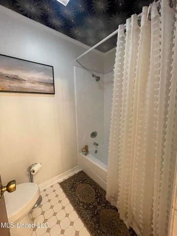 416 Woodland Park Drive, Biloxi, MS 39531