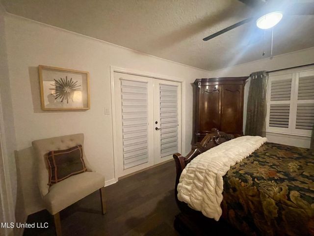 416 Woodland Park Drive, Biloxi, MS 39531