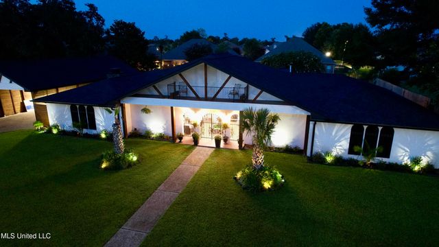 416 Woodland Park Drive, Biloxi, MS 39531