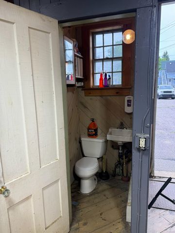 14 Summer Street, Laconia, NH 03246