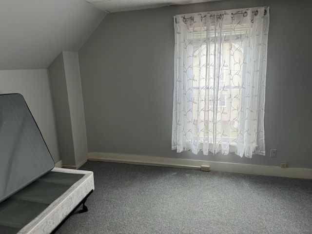 14 Summer Street, Laconia, NH 03246