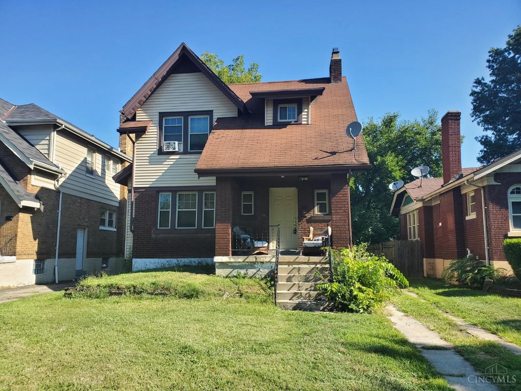1946 Berkley Avenue, Cincinnati, OH 45237