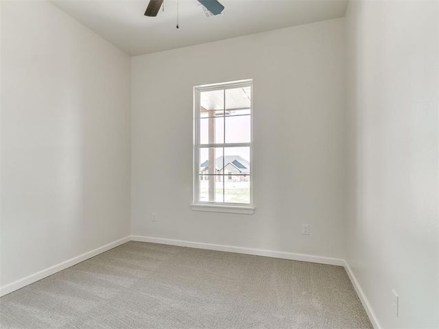 4433 Raymond Lane, Guthrie, OK 73044