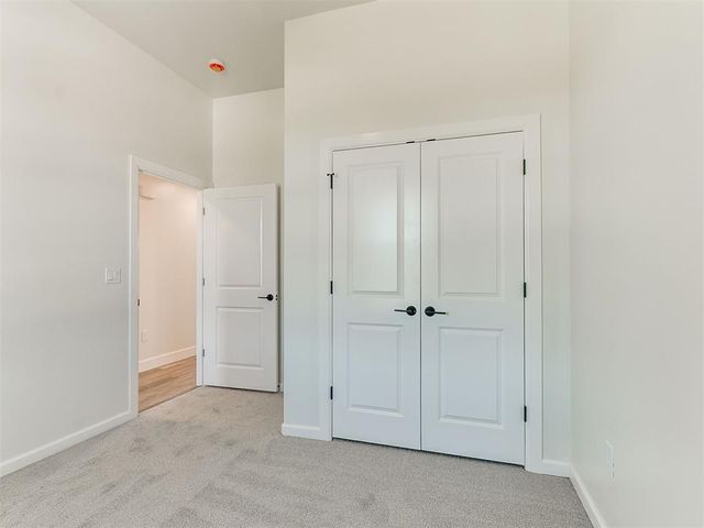4433 Raymond Lane, Guthrie, OK 73044
