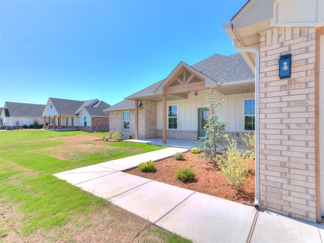 4433 Raymond Lane, Guthrie, OK 73044