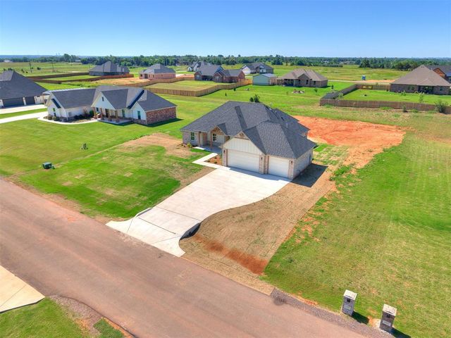 4433 Raymond Lane, Guthrie, OK 73044