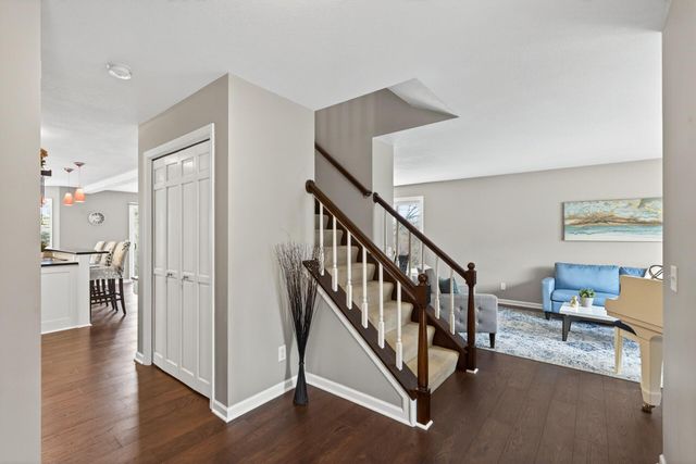 5580 Quinwood Lane N, Plymouth, MN 55442