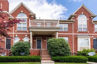 3027 Camden Drive, Troy, MI 48084