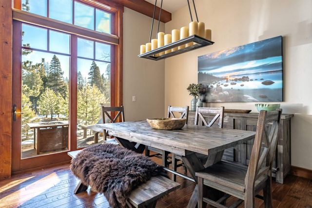 10213 Annies Loop, Truckee, CA 96161