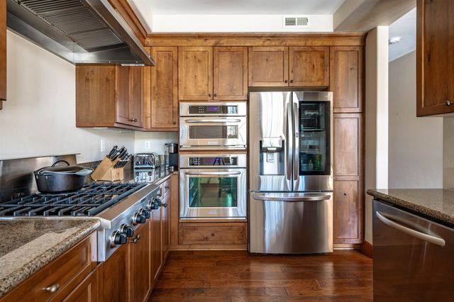 10213 Annies Loop, Truckee, CA 96161