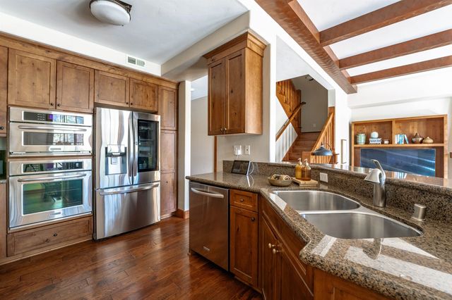 10213 Annies Loop, Truckee, CA 96161