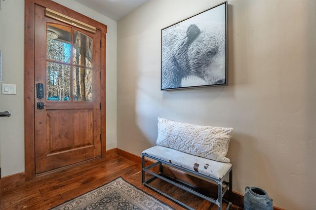 10213 Annies Loop, Truckee, CA 96161