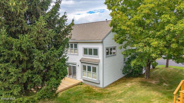 1 Valley View Avenue, East Greenbush, NY 12144