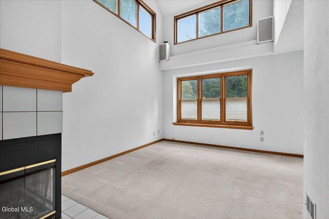 1 Valley View Avenue, East Greenbush, NY 12144