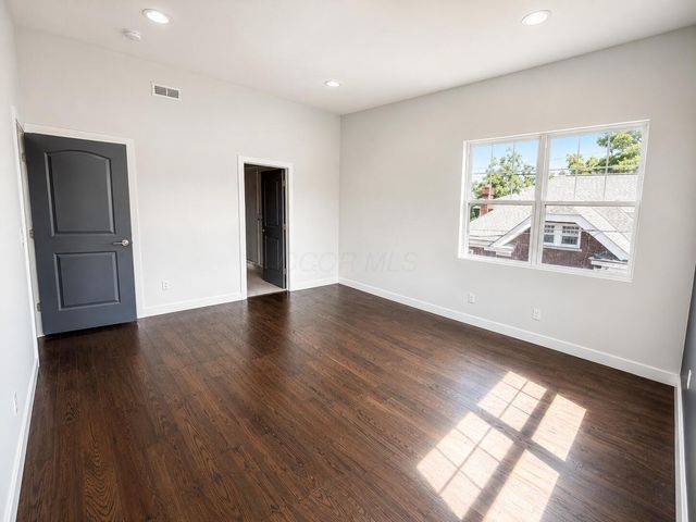 27 Wilson Avenue, E, Columbus, OH 43205