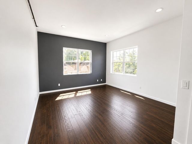 27 Wilson Avenue, E, Columbus, OH 43205