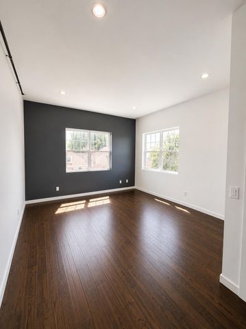 27 Wilson Avenue, E, Columbus, OH 43205