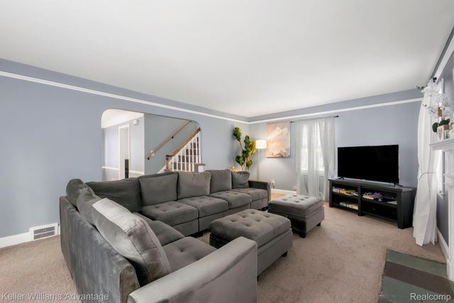 16880 Fielding Street, Detroit, MI 48219