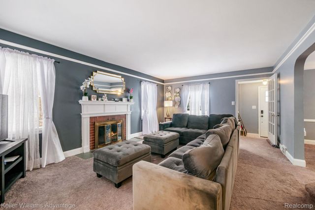 16880 Fielding Street, Detroit, MI 48219